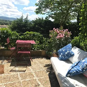 https://au-petit-bonheur-bedoin.fr-provencehotel.com