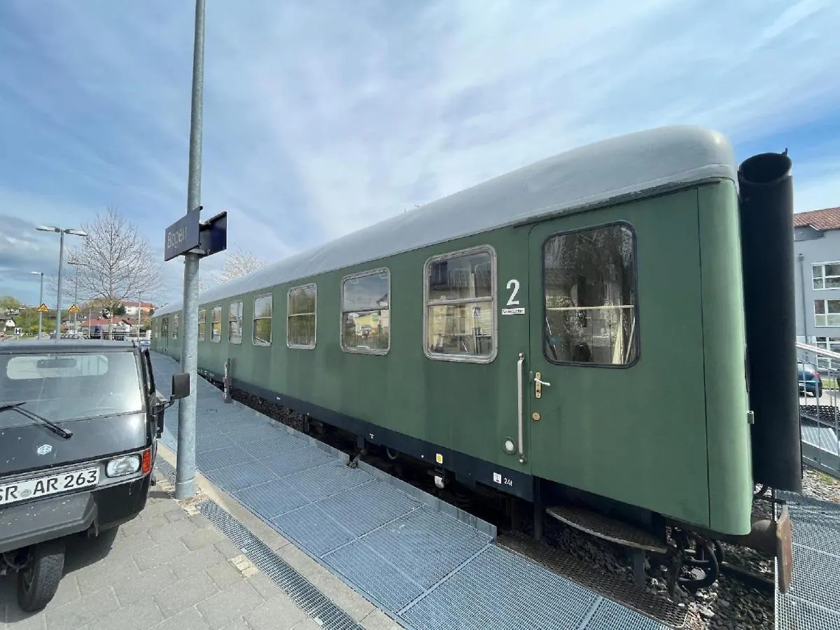 Apartment Uebernachten Im Nostalgischen Bahnwaggon Bogen